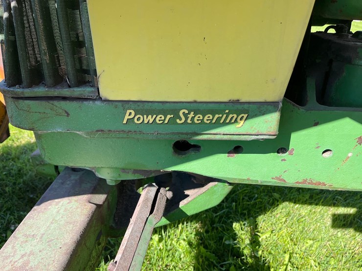 john-deere-720-image-9