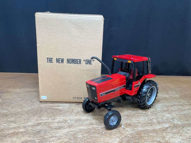 1/16-ih-5088-1981-special-edition-nib-ertl-image-1