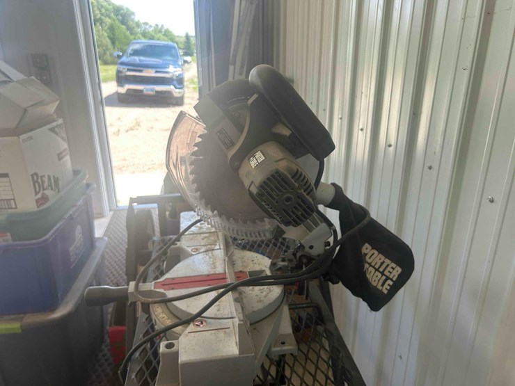 porter-cable-miter-saw-and-lee-portable-stand-image-3
