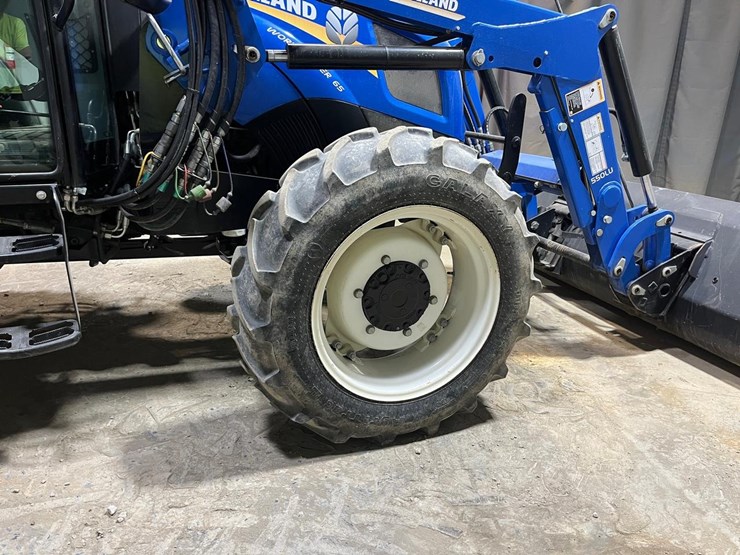 new-holland-workmaster-65-image-18