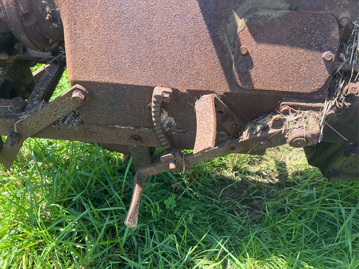 massey-ferguson-4-image-25