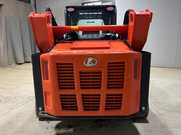 2022-kubota-svl97-2-image-4