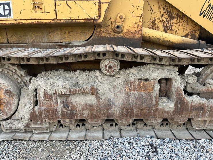 caterpillar-953-image-21