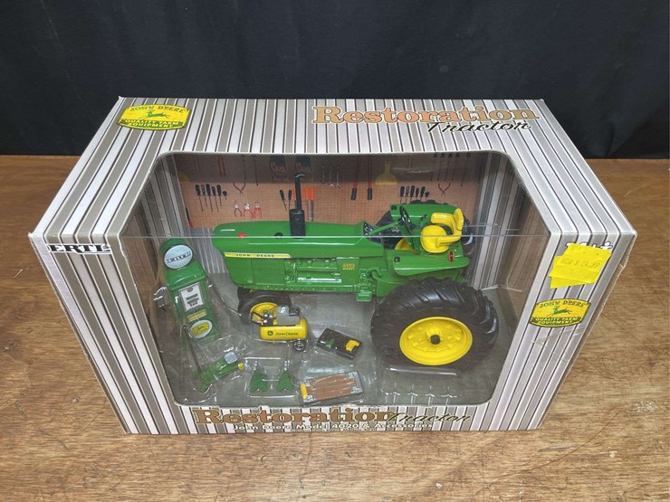 1/16-john-deere-4020-restoration-nib-ertl-image-3