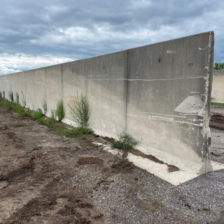 Bunker T-Walls (120' +/- Total) - OFF SITE