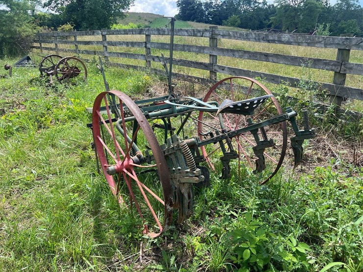 oliver-horse-drawn-cultivator-image-5