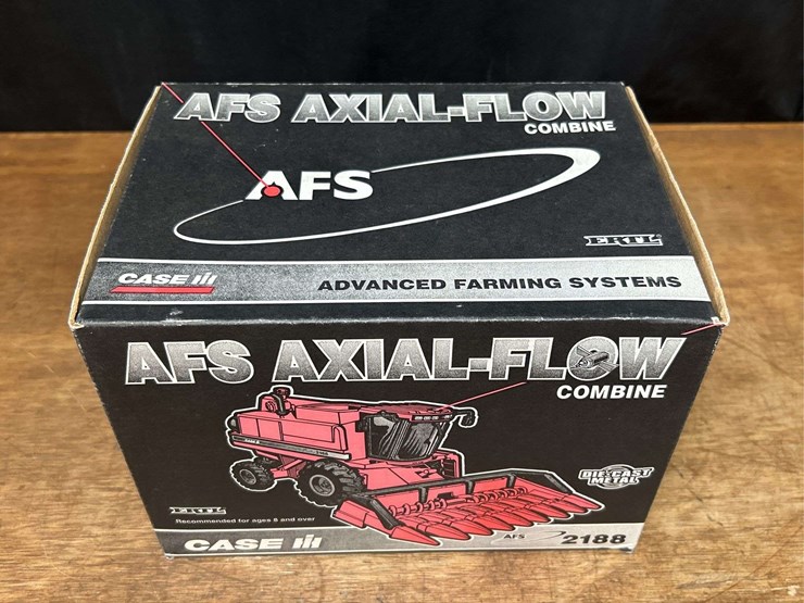 1/32-case-ih-2188-combine-nib-ertl-image-16