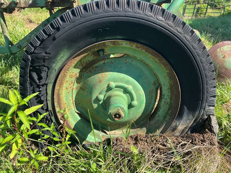 oliver-1-bottom-plow-image-6