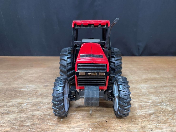 1/16-case-ih-3294-1985-collector-nib-ertl-image-12