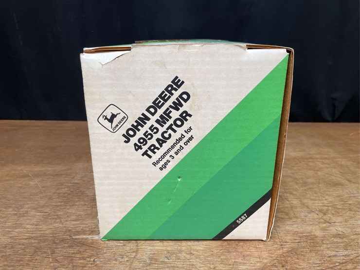 1/16-john-deere-4955-nib-ertl-image-4