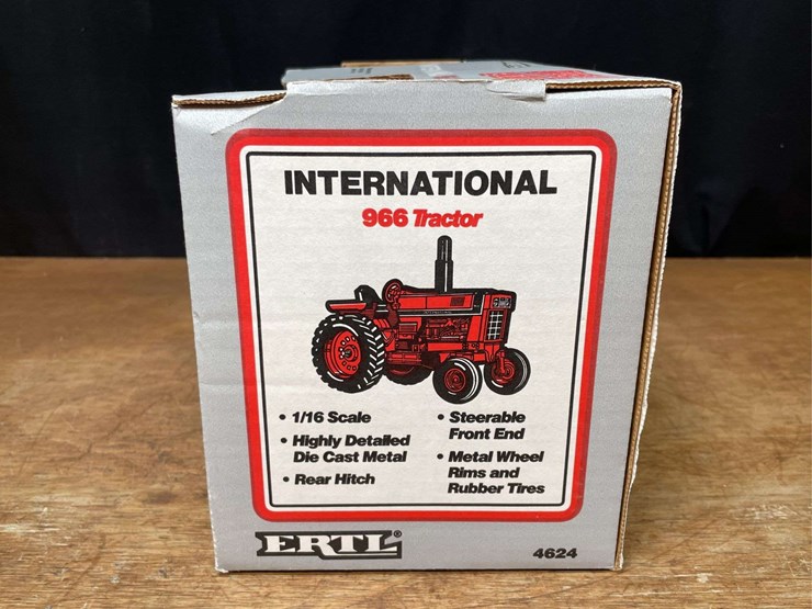 1/16-ih-966-special-edition-nib-ertl-image-5