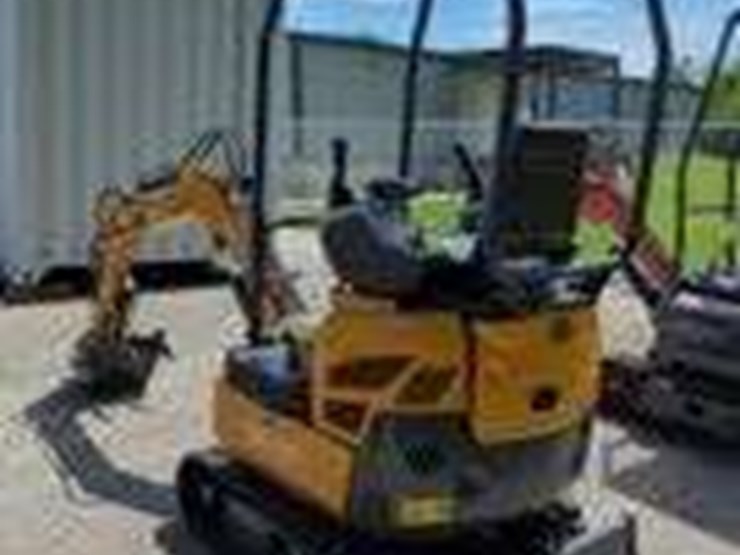 2025-cfg-qk18r-mini-excavator,-unused,-see-details-for-video-image-6