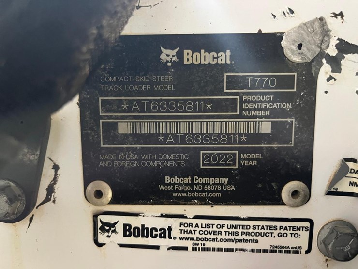 2022-bobcat-t770-image-34