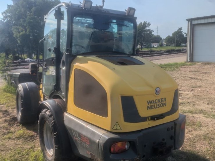 2017-wacker-neuson-wl38-image-4