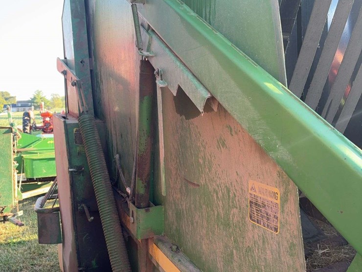 john-deere-510-image-11