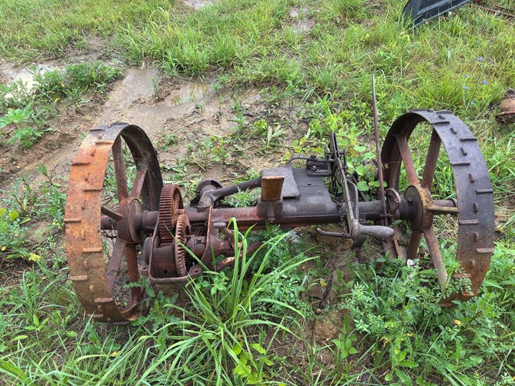 massey-harris-no.-33-sickle-mower-image-3
