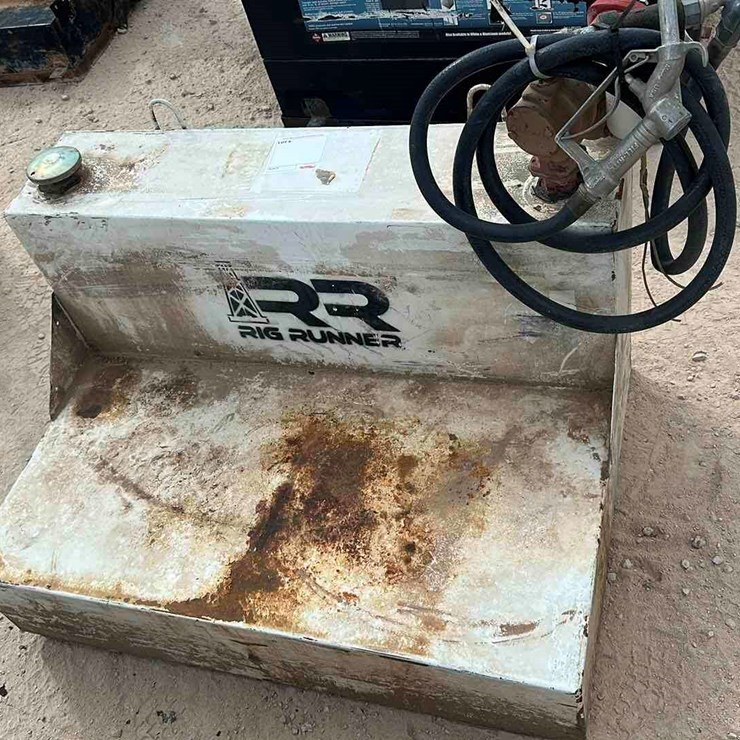 100 GAL FUEL TANK W/PUMP