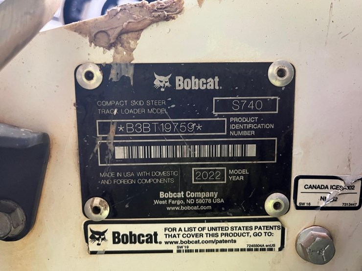 2022-bobcat-s740-image-28