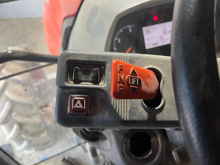 2018-kubota-m5-111hdc-image-27