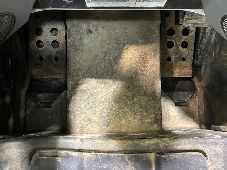 2020-bobcat-s740-image-33