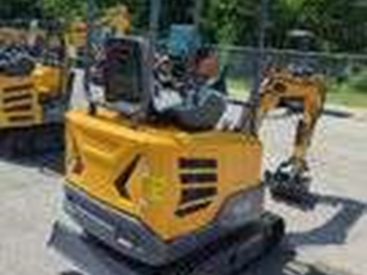 2025-cfg-mx20r-mini-excavator,-unused,-see-details-for-video-image-5