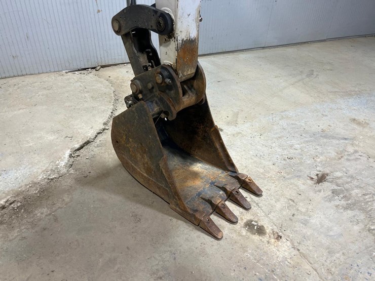 2023-bobcat-e60-image-9