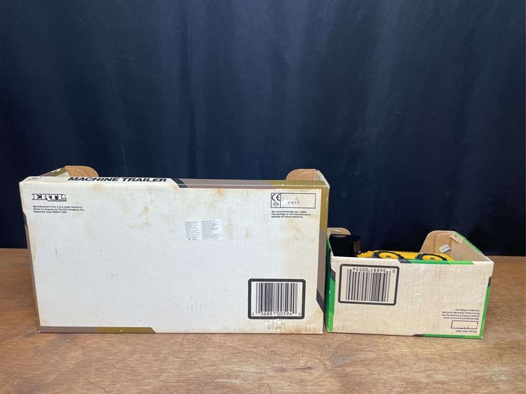 (2)-1/16-john-deere-skid-steer-+-machine-trailer-nib-ertl-image-8
