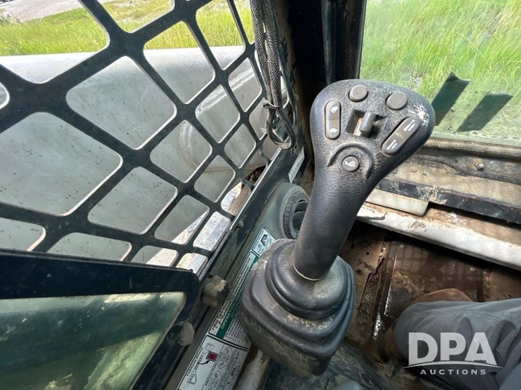 bobcat-s300-image-37