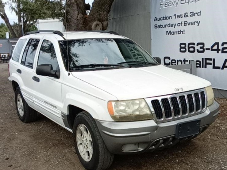 2002-jeep-grand-cherokee-laredo-image-2