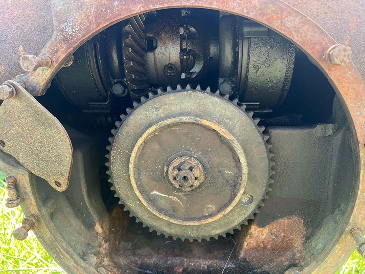 massey-ferguson-4-image-10