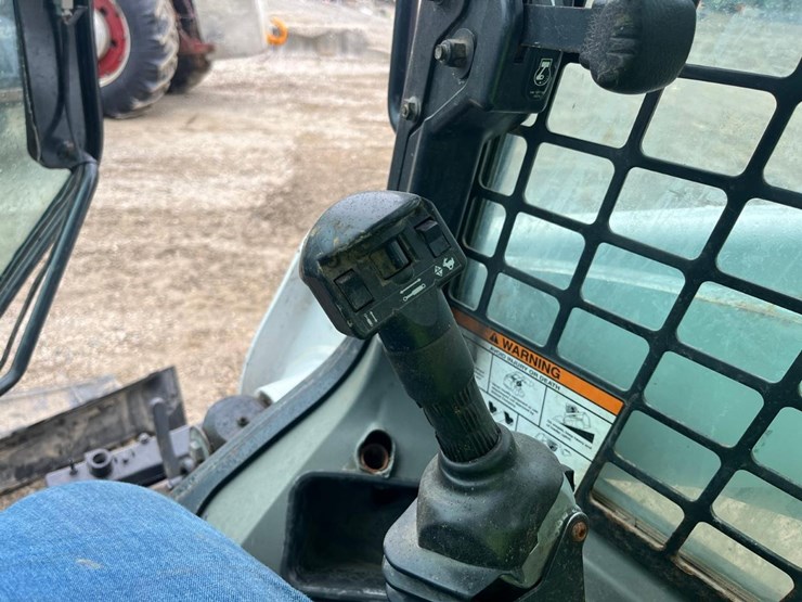 bobcat-t650-image-32