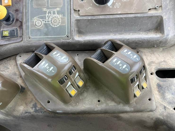 case-ih-mxm175-image-39