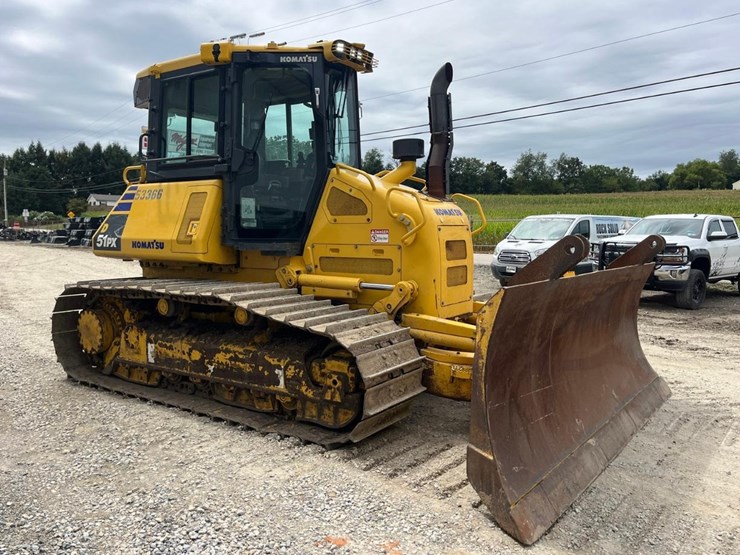 2021-komatsu-d51px-24-image-7