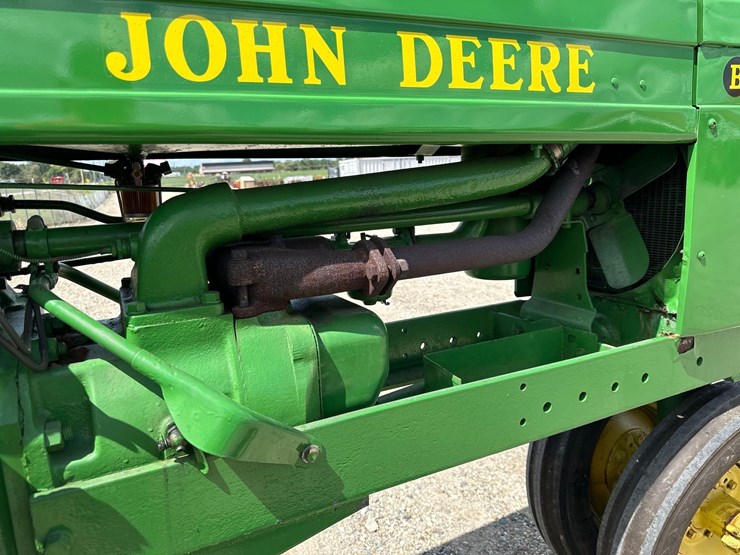 john-deere-b-image-11