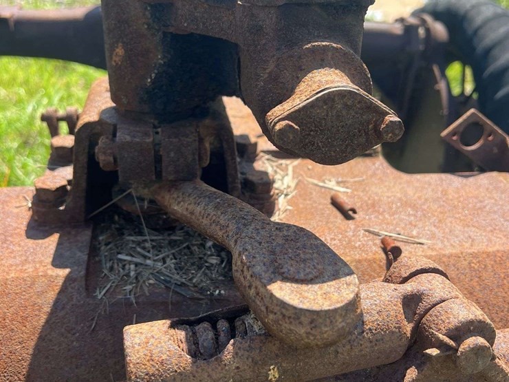 massey-ferguson-4-image-16