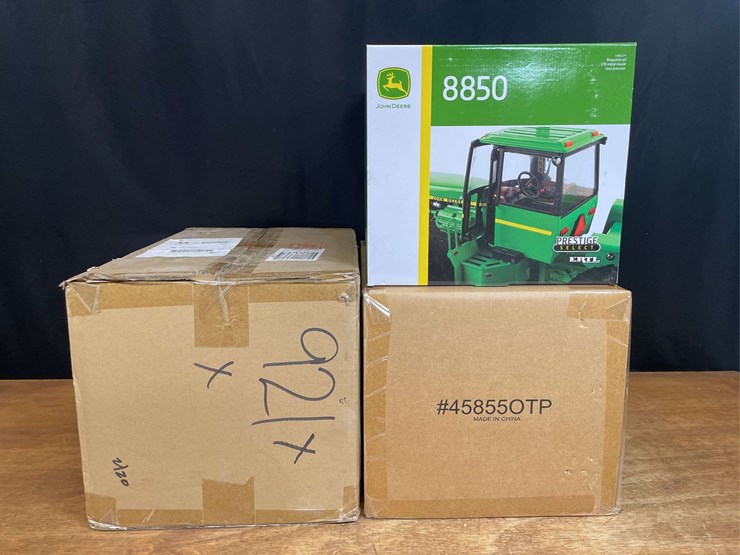1/16-john-deere-8850-prestige-nib-ertl-image-12