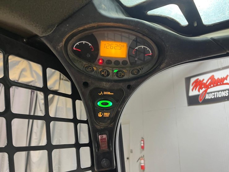 2019-bobcat-t450-image-23