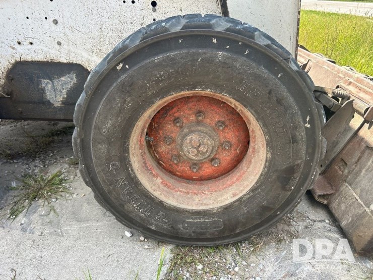 bobcat-s300-image-21
