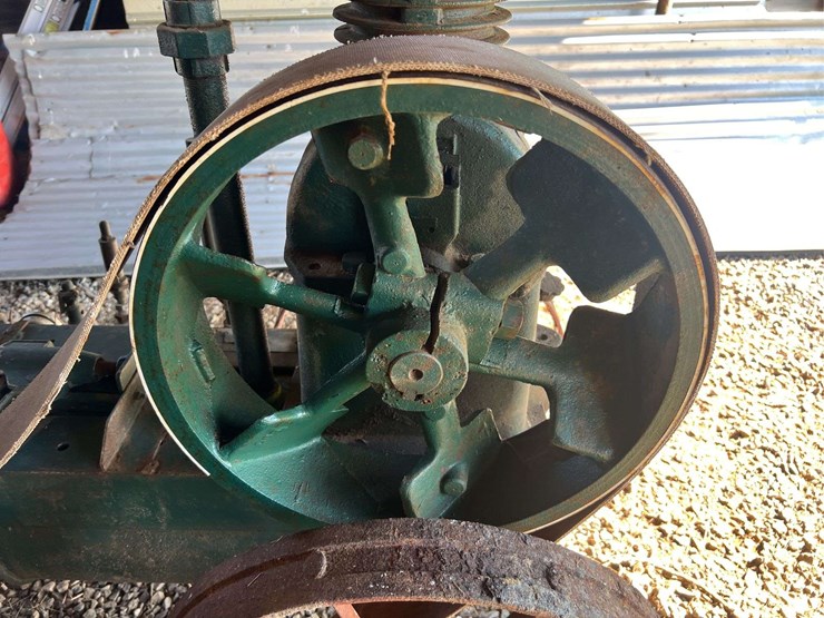 international-lb-engine-with-air-compressor-image-41
