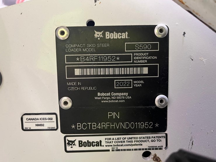 2022-bobcat-s590-image-31