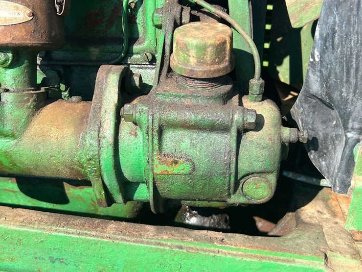 oliver-70-image-24