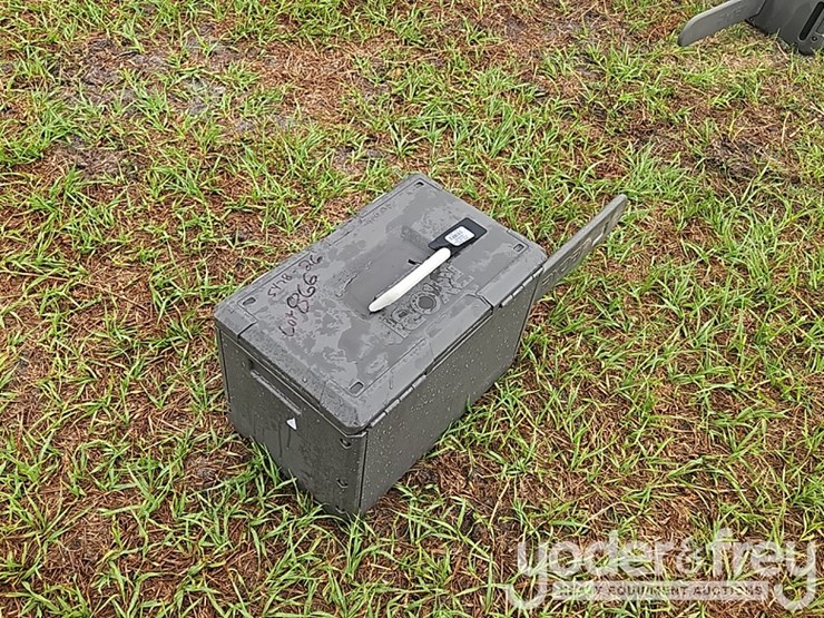 unused-ryobi-18"-chainsaw-image-3