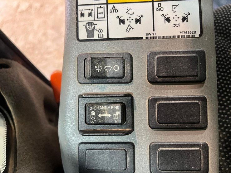 2018-bobcat-e35i-image-31