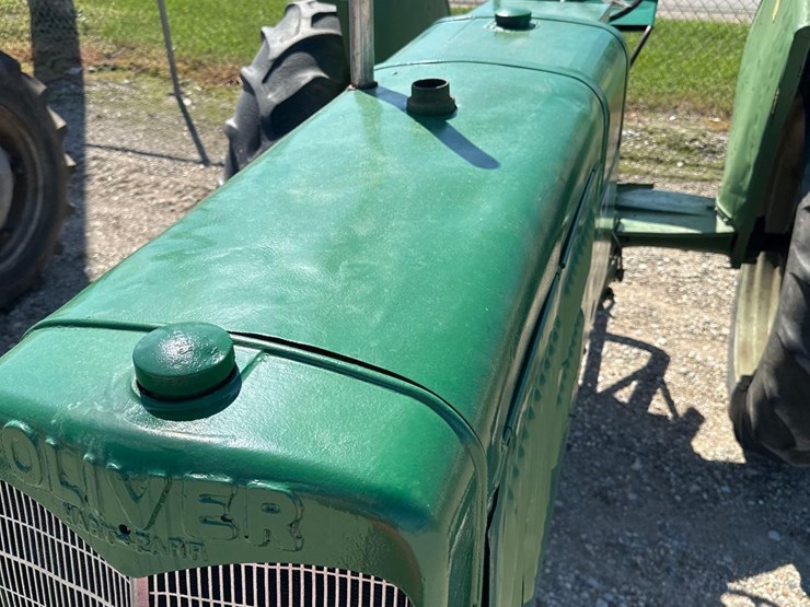 oliver-70-image-2