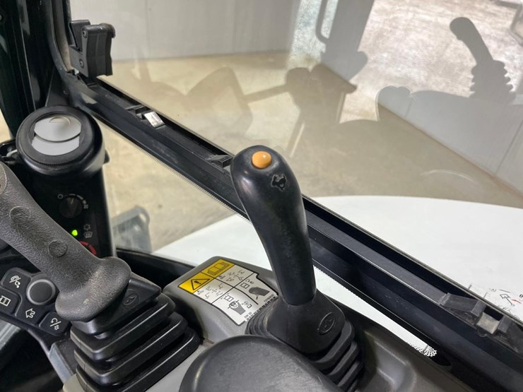 2022-bobcat-e50-image-35