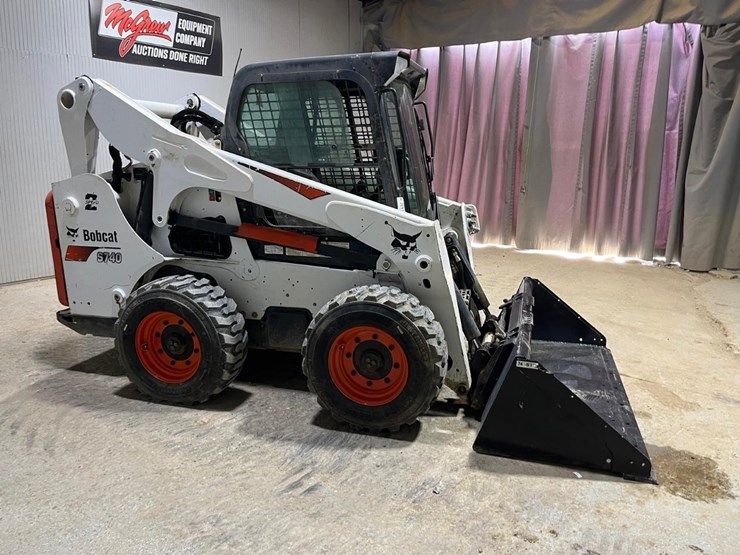 2017-bobcat-s740-image-6