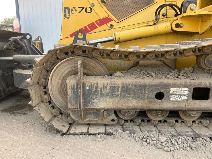 new-holland-d70-crawler-dozer-image-12