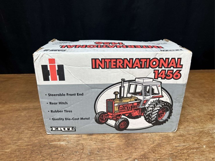 1/16-ih-1456-gold-demonstrator-collector-nib-ertl-image-6
