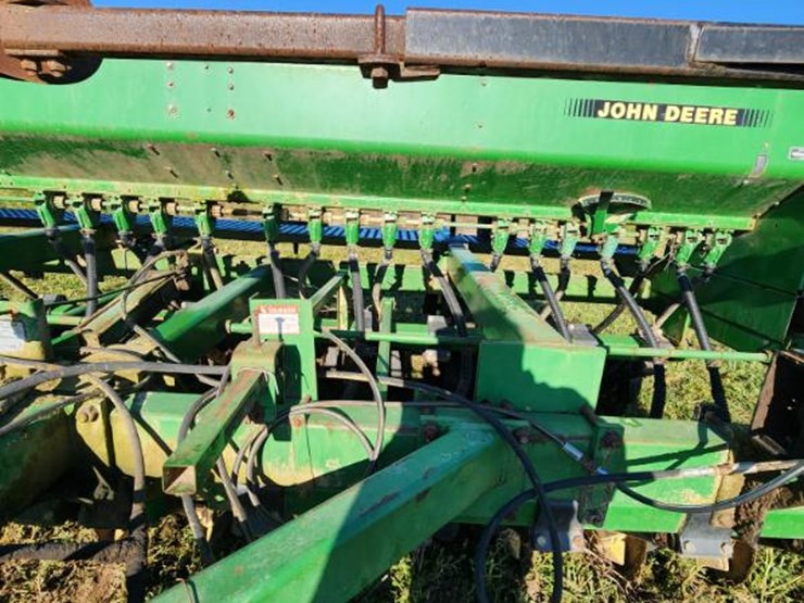 john-deere-750-image-8