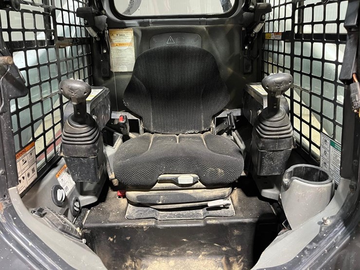 2019-bobcat-s650-image-17